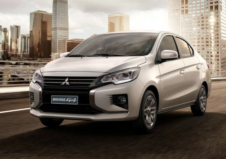 Se ofrece en cuatro versiones, GLX y GLS, ambas con trasmisión manual y CVT, con un rango de precio entre 229 mil 300 pesos y 275 mil 300 pesos. Foto cortesía Mitsubishi México.