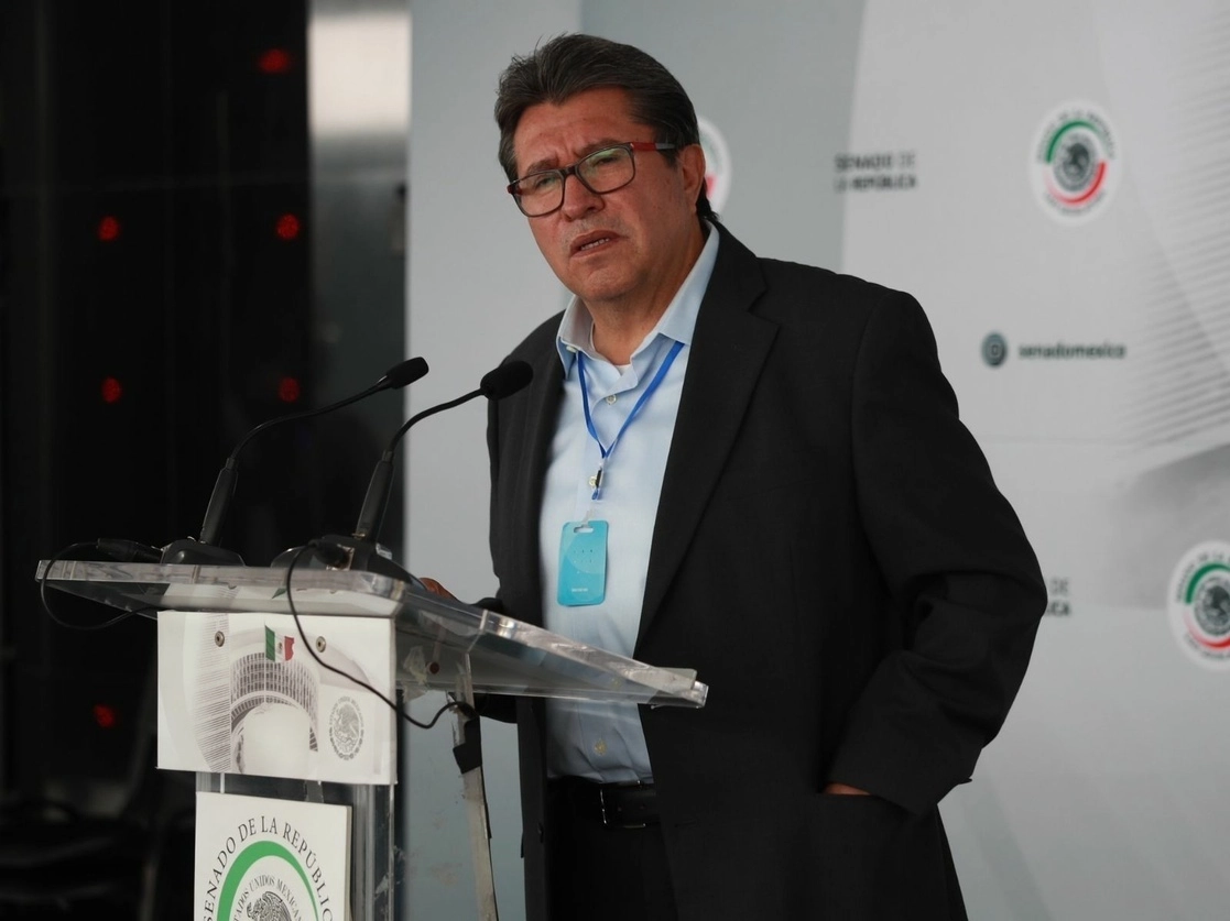 El coordinador de los senadores de Morena, Ricardo Monreal. Foto María Luisa Severiano / Archivo