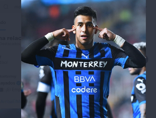 Los regiomontanos no tuvieron miramientos y encajaron otro tanto cuando Jesús Gallardo (67') lanzó un potente disparo desde fuera del área. Foto @Rayados