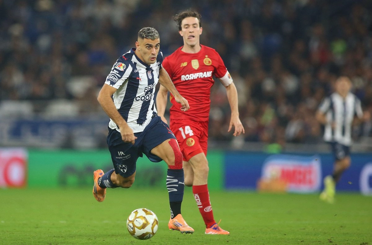Al minuto 39, Germán Berterame logró el anhelado tanto para los anfitriones con un certero disparo de cabeza al ángulo derecho de la portería, que puso a punto de ebullición al Gigante de Acero. Foto