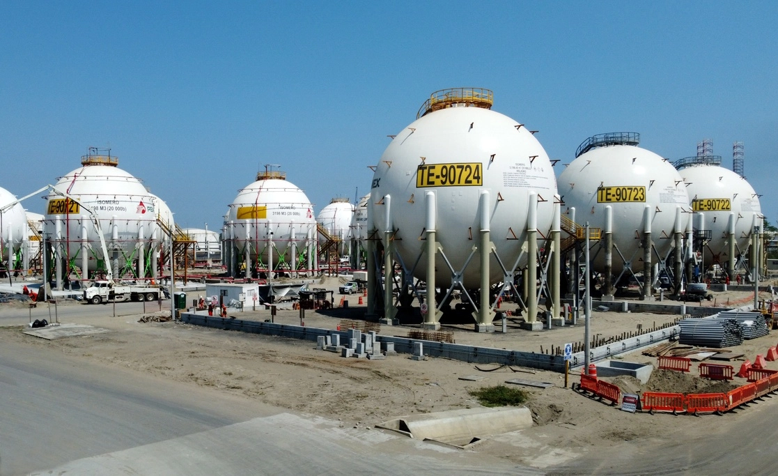 Moody’s afirmó que el cambio en la nota de Pemex también obedece a los cuantiosos vencimientos de deuda con los que cuenta la petrolera entre 2022 y 2024, y al flujo de caja libre negativo continuo. Foto Presidencia