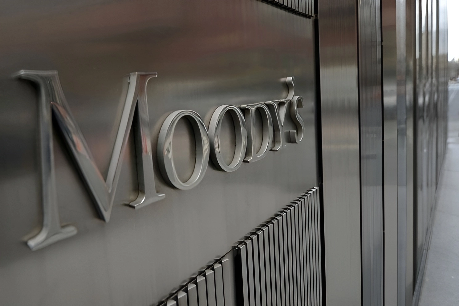 La calificadora Moody´s informó que revisó al alza su proyección de crecimiento de la economía de México para este año y 2024 debido a la fuerte actividad productiva registrada. Foto Afp / Archivo