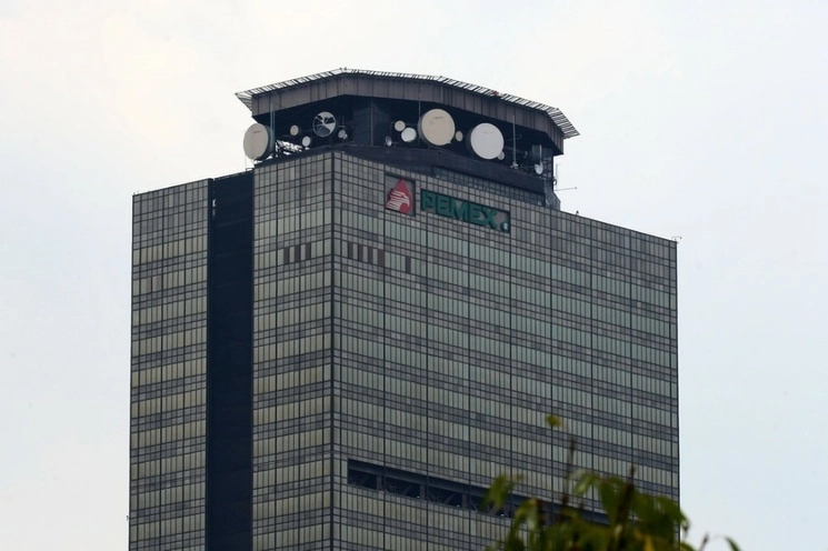 Torre de Pemex en la Ciudad de México. Foto Roberto García Ortiz / Archivo
