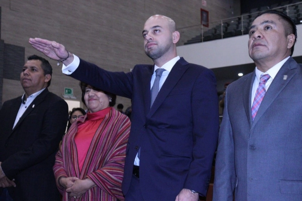 Edgar Antonio Maldonado, de 36 años, se convirtió en uno de los fiscales más jóvenes en la historia de la entidad. Foto La Jornada.
