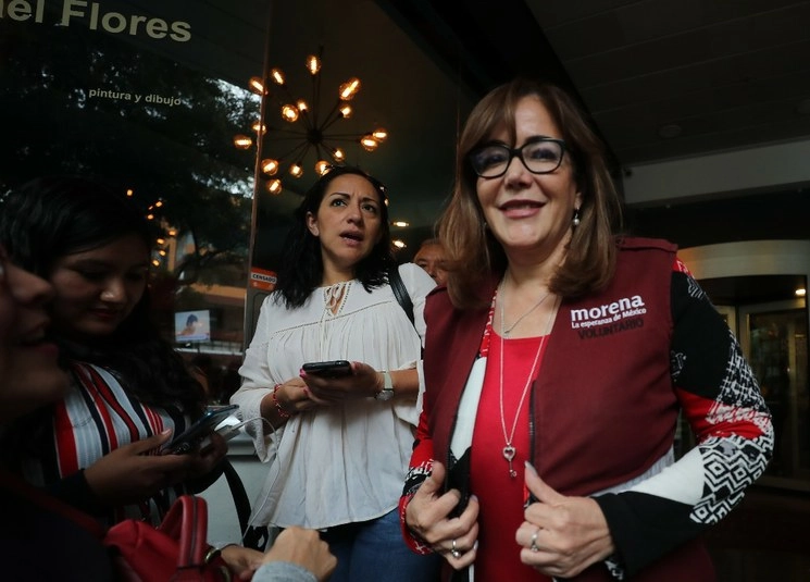Yeidckol Polevnsky, secretaria general en funciones de presidenta de Morena, a su llegada a una reunión del Comité Ejecutivo Nacional el 20 de agosto de 2019. Foto José Antonio López