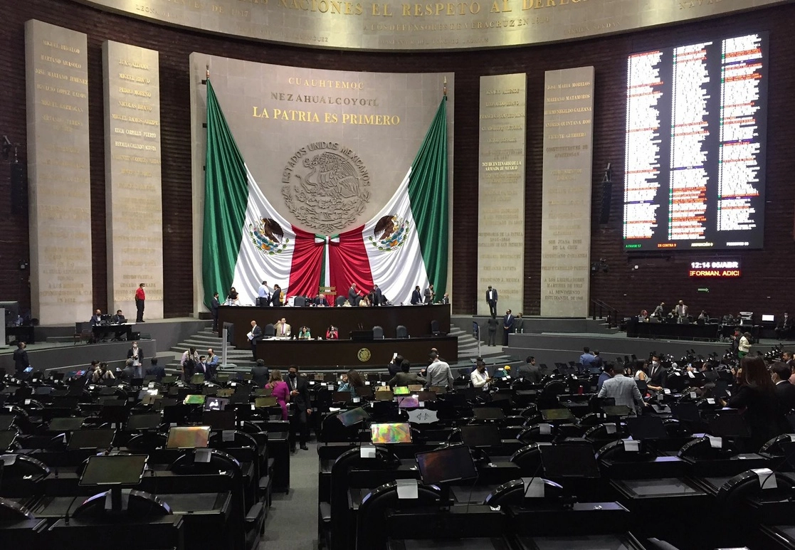 Sesión en la Cámara de Diputados, en la Ciudad de México, el 5 de abril de 2022. Foto Cristina Rodríguez



