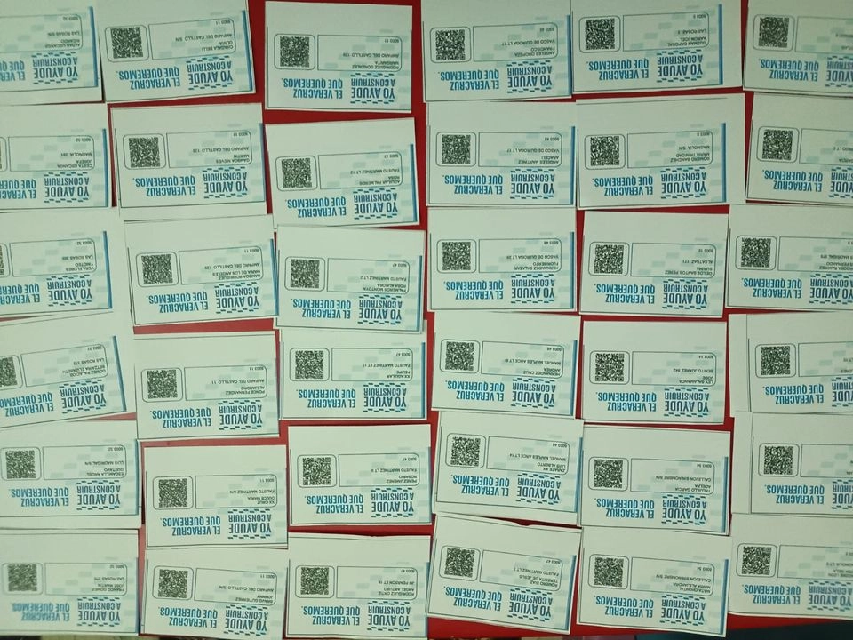 Cabe señalar que los morenistas apuntaron que dichas rifas provienen del ayuntamiento de Veracruz, el cual es gobernado actualmente por la alcaldesa Patricia Lobeira, emanada de las filas del blanquiazul. Foto