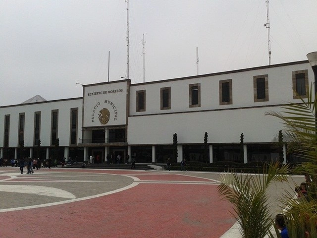 El grupo parlamentario de Morena en el Congreso de Edomex considera que los habitantes de Ecatepec recibirían mejores servicios si se divide el municipio. Foto tomada del Facebook de Ecatepec