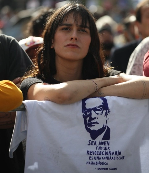 Morena de la CDMX se sumó a las actividades conmemorativas del 50 aniversario del Golpe de Estado en Chile. Foto Yazmín Ortega