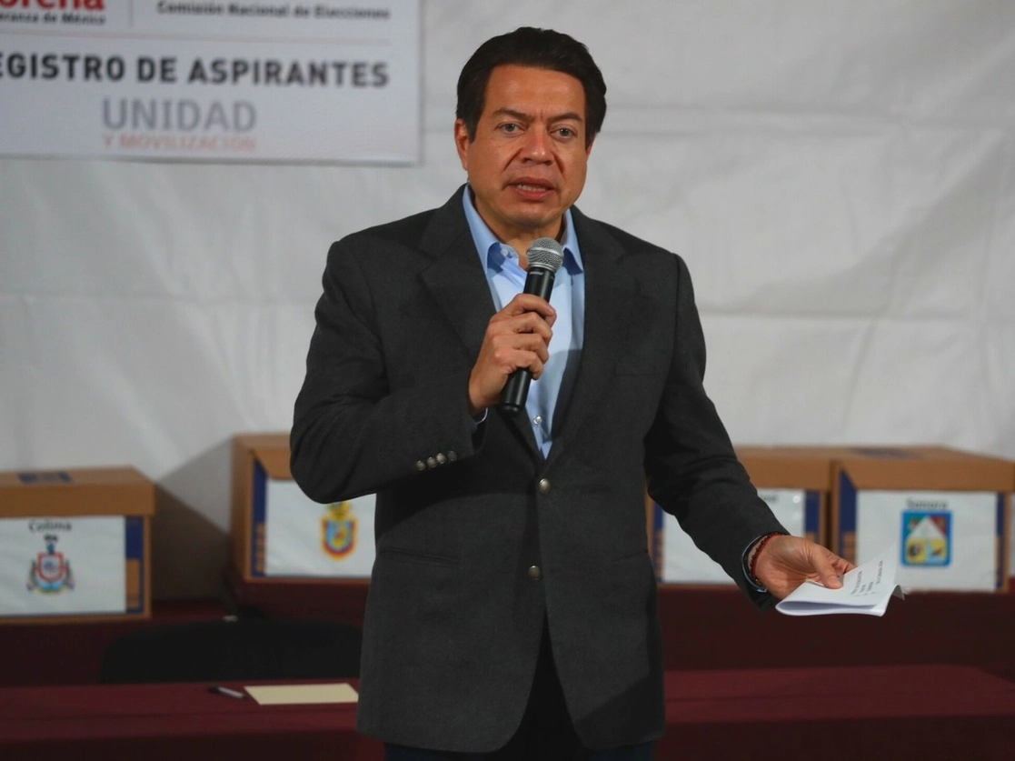Mario Delgado, dirigente nacional de Morena, durante una conferencia de prensa en días pasados. Foto María Luisa Severiano