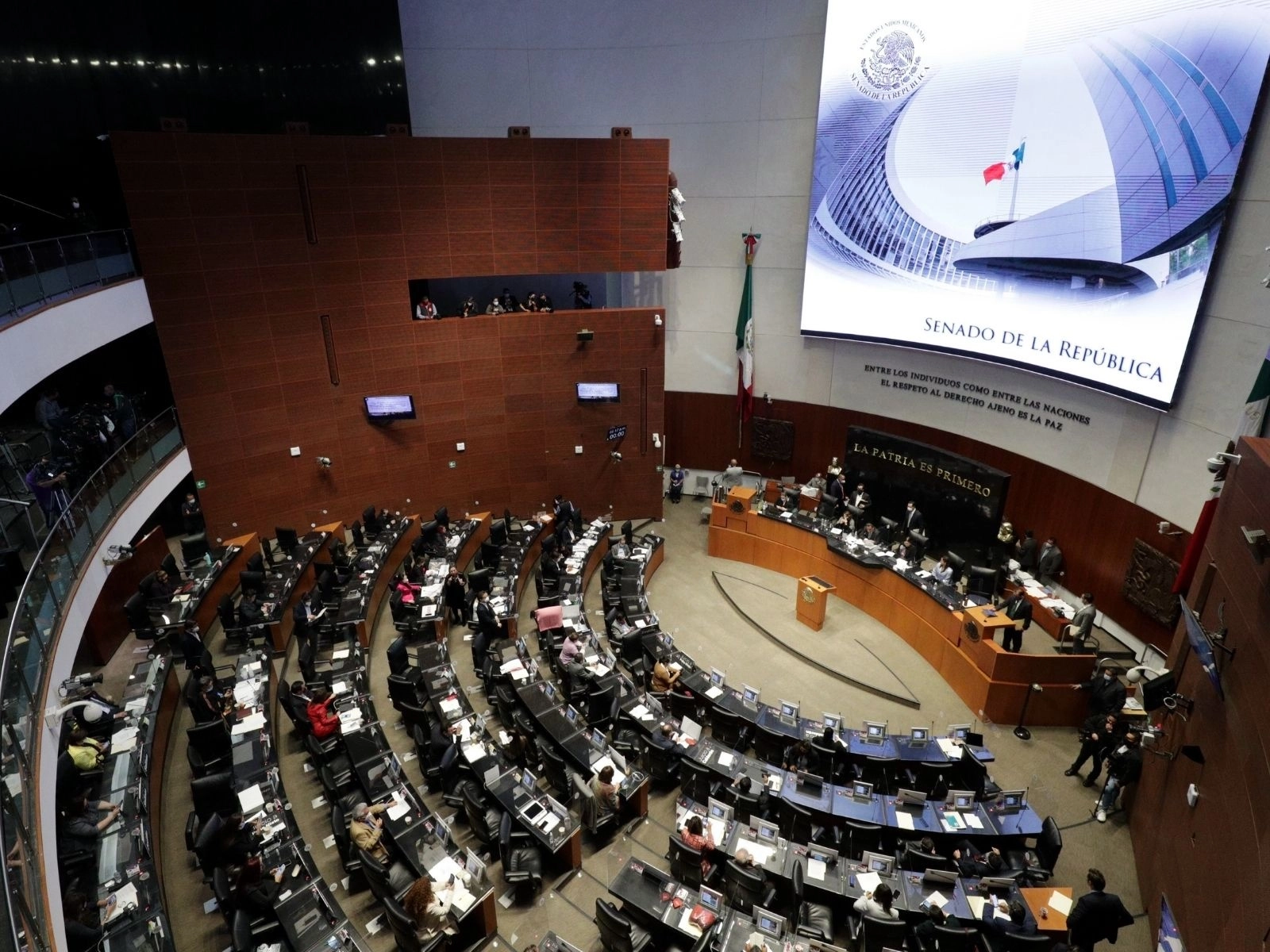 Durante una sesión en el Senado. Foto Roberto García Ortiz / Archivo 
