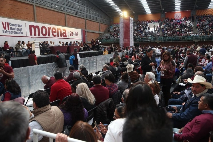 Integrantes de Morena durante una asamblea en imagen de archivo. Foto Jesús Villaseca