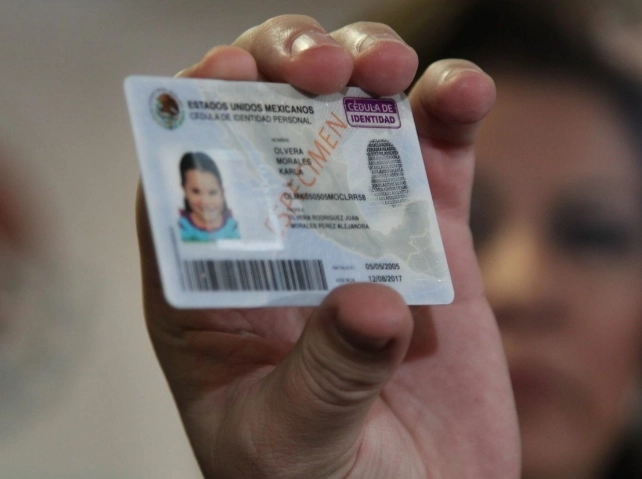 Los puntos que se revisarán se refieren a los temas de identidad, fotografía, reconocimiento digital y huellas dactilares con el fin de generar tranquilidad. Foto Cuartoscuro / Archivo 