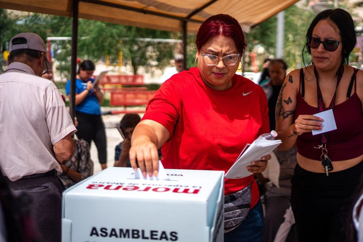 Morena no debe, es decir, no puede llegar a una reforma como la que se ha planteado desde la Presidencia de la República en las condiciones actuales. Foto 