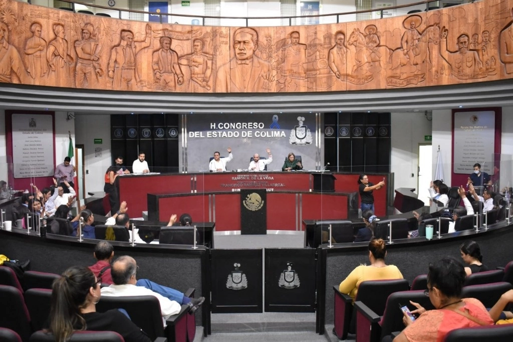 Morena y sus aliados suman 15 curules de las 25 que conforman el Congreso de Colima. Foto Tomada del Twitter @congresocolima