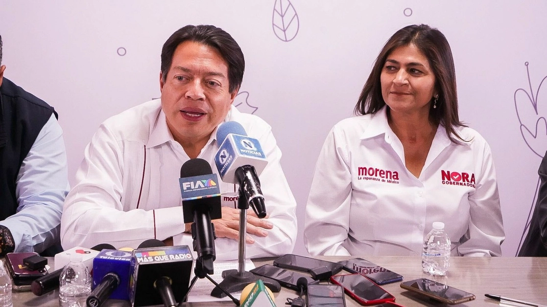 La candidata de Morena a la gubernatura de Aguascalientes, Nora Ruvalcaba Gámez, y el presidente del partido, Mario Delgado, el 3 de mayo de 2020. Foto ‘La Jornada’
