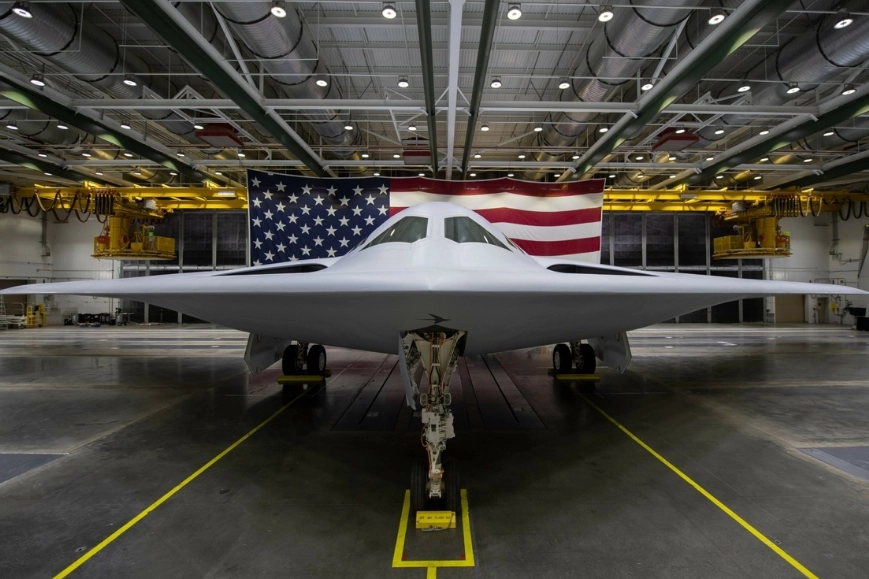El B-21 Raider, es un bombardero de la Fuerza Aérea de EU. 
