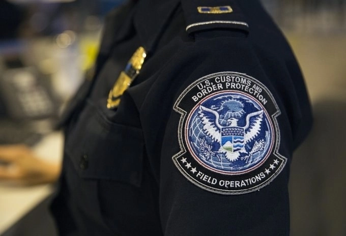 Elemento de la Patrulla Fronteriza de Estados Unidos. Foto tomada del Twitter @CBP / Archivo
