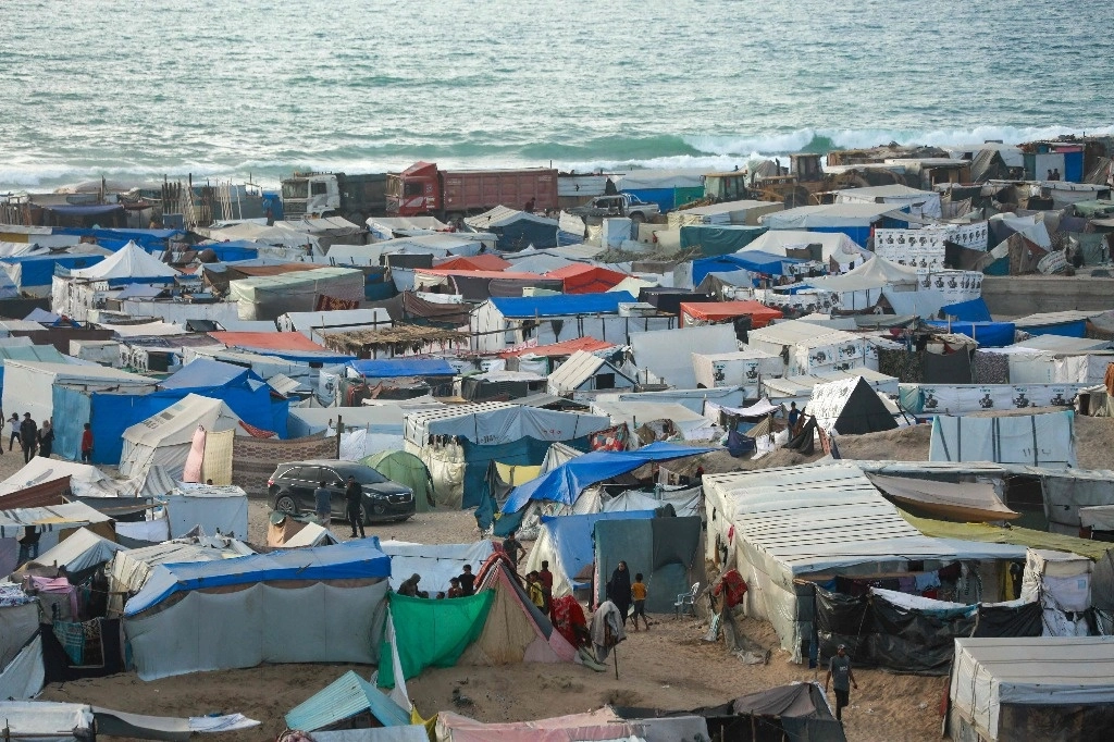El campamento de desplazados Deir El-Balah, en el centro de la franja de Gaza. Foto Afp