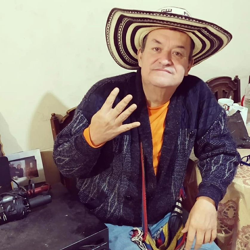 ‘Nicho Colombia’ murió el sábado 10 de diciembre, luego de estar grave en el Hospital Regional del ISSSTE de la Ciudad de Monterrey. Foto tomada de https://es-la.facebook.com/joselorenzo.encinasgarza/