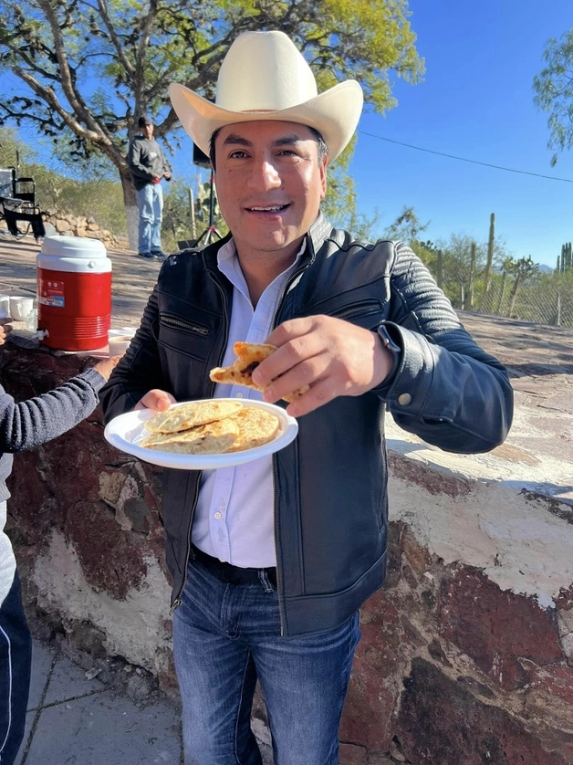 Este sábado, en un accidente automovilístico falleció Emmanuel Govea Diaz el  presidente municipal de Santa María del Río. Foto Cuenta de Facebook del alcalde.
