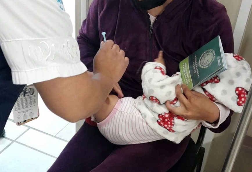 La Secretaría de Salud Pública de Sonora confirmó el fallecimiento de una niña de un año de edad por complicaciones de sarampión. Foto