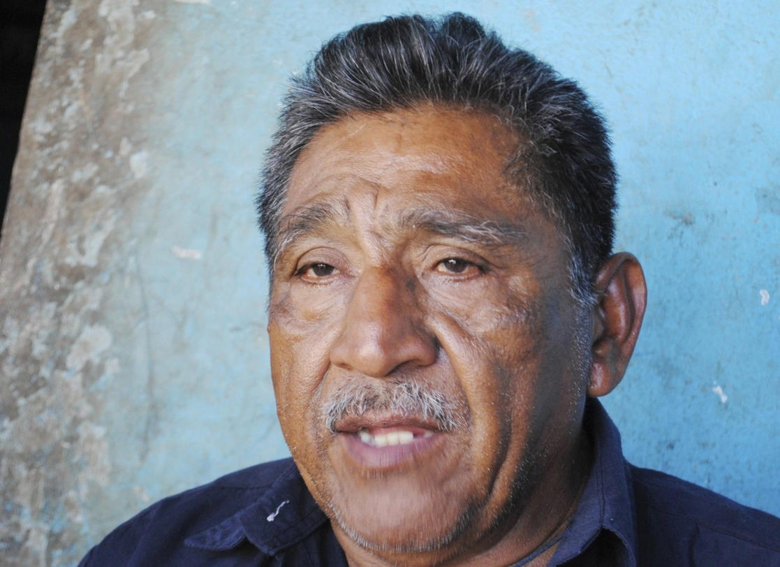 Ezequiel Mora, padre de Alexander Mora Venancio, uno de los 43 estudiantes desaparecidos de la Normal de Ayotzinapa. Foto Cuartoscuro / Archivo