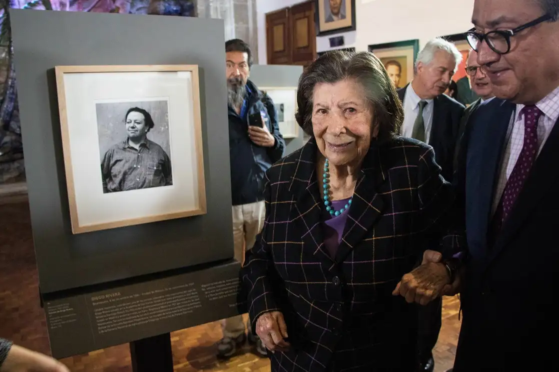 Guadalupe Rivera Marín, hija del pintor Diego Rivera, durante la inauguración del simposio internacional: "Nuevas miradas a los murales de la Secretaría de Educación Pública", el 24 de octubre de 2018. Foto Cuartoscuro