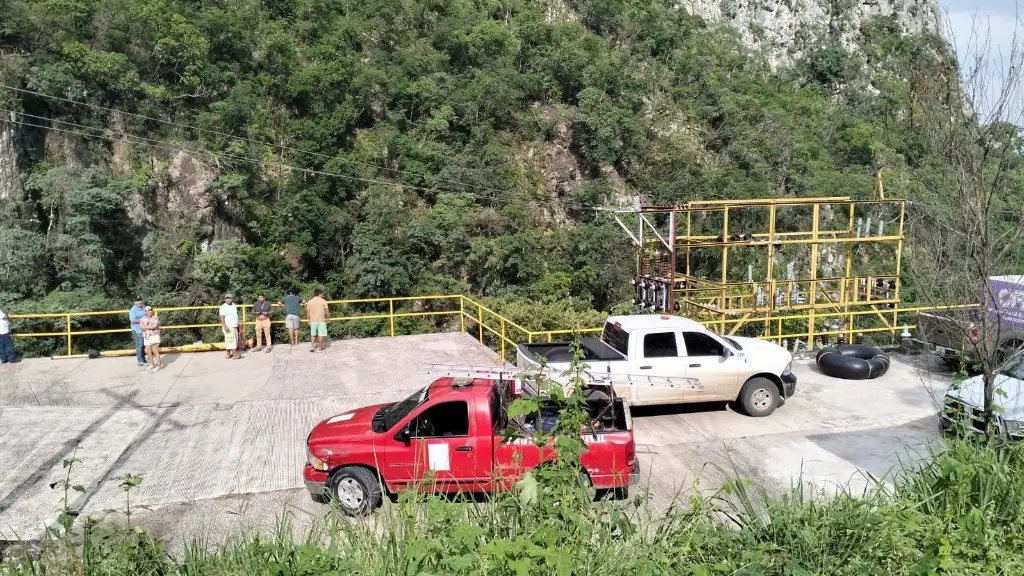 Cae guía de turistas de tirolesa en SLP y muere. Foto: La Jornada