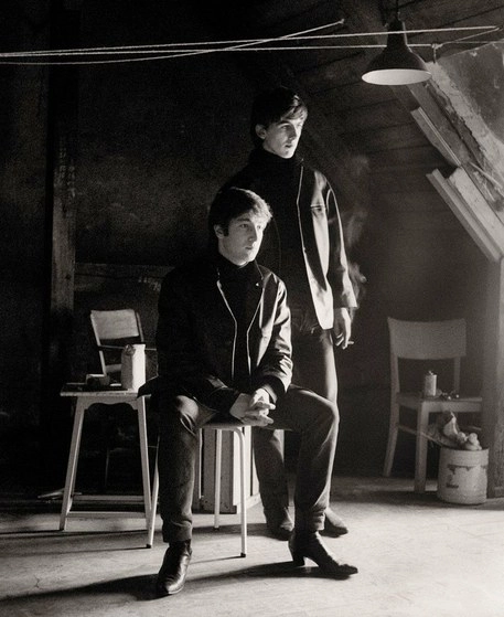 Astrid Kirchherr fotografió a los Beatles en el inicio de su carrera. Foto del Twitter @GeorgeHarrison