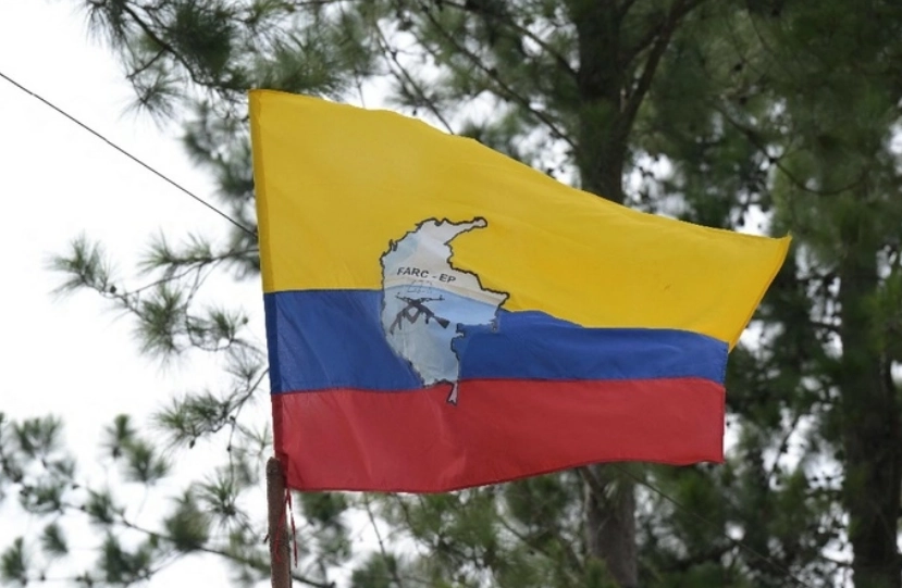 Un militar murió y dos más resultaron heridos al detonar un explosivo adherido en un animal en una zona rural de Antioquia, Colombia. Foto
