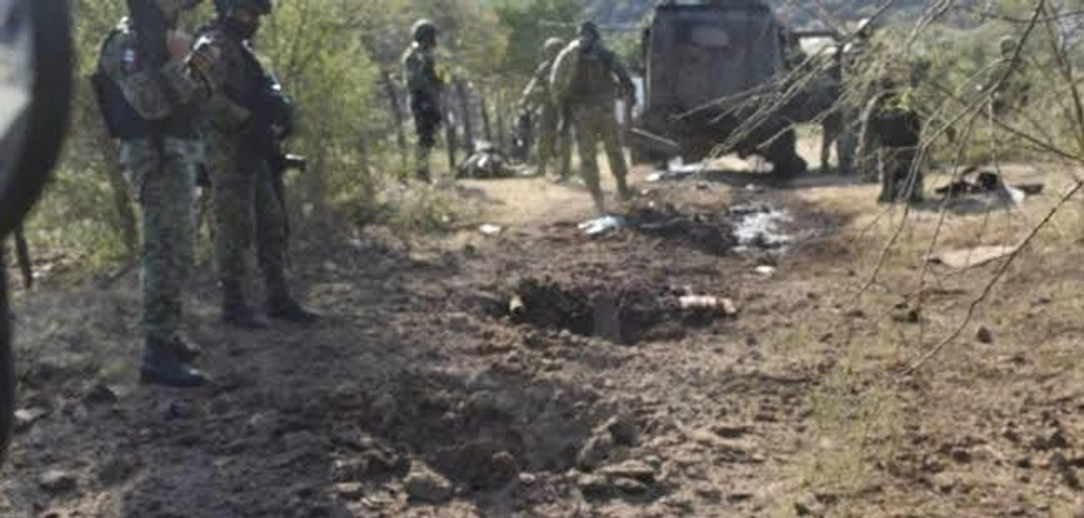 Un sargento segundo de Infantería del Ejército murió tras la explosión de una “narcomina” en un camino rural del municipio michoacano de Tepalcatepec. Foto 