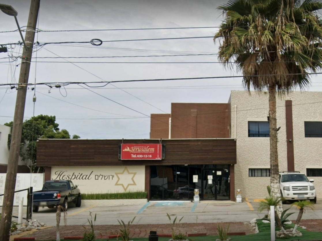 En Tijuana murió una mujer luego de una cirugía en un hospital fronterizo. Foto tomada de Google Street View