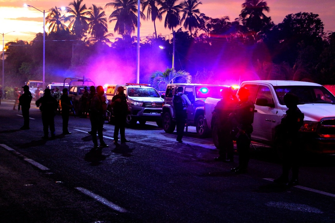 Vigilancia policiaca en Acapulco. Foto Cuartoscuro