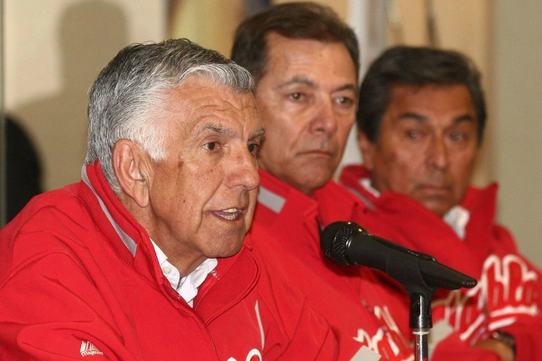 Roberto Mansur Galán, ex directivo de Diablos Rojos del México falleció hoy a los 77 años de edad. Foto 