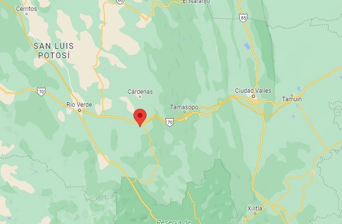 Trece presuntos delincuentes fueron abatidos durante un enfrentamiento con personal de la Guardia Civil Estatal, que además capturó a dos sujetos y decomisó 29 armas y cinco vehículos en el municipio de Rayón. Captura de imagen tomada de Google Maps