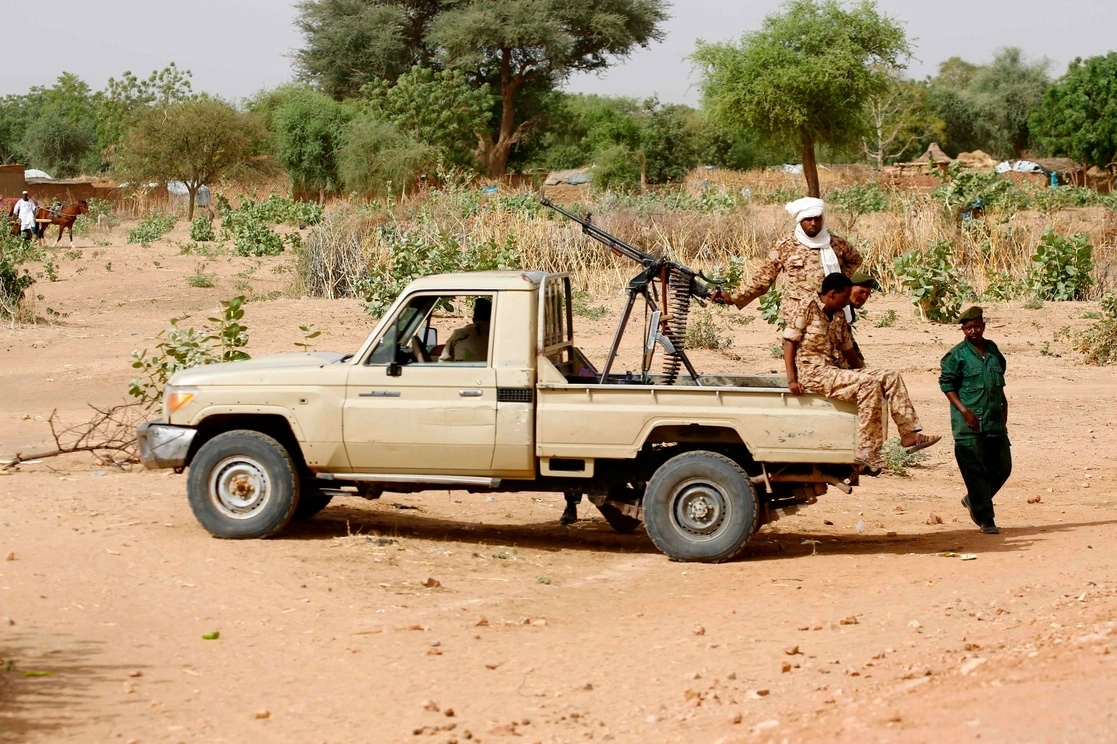 La violencia estalló en Krink, a unos 80 km de Geneina, capital de Darfur del Oeste. Foto Afp /Archivo