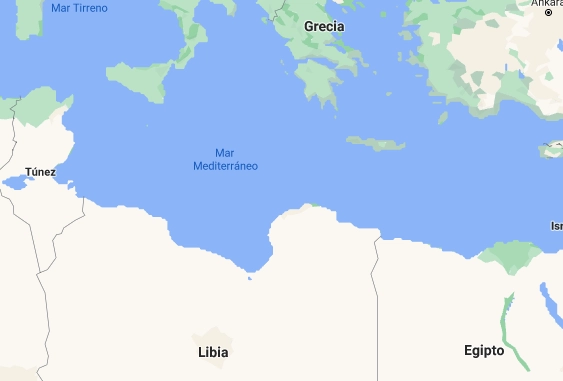 Un grupo de 120 migrantes que dejaron Libia naufragaron en su búsqueda de llegar a Europa. Algunos fueros rescatados en la costa de Italia. Foto Google Maps