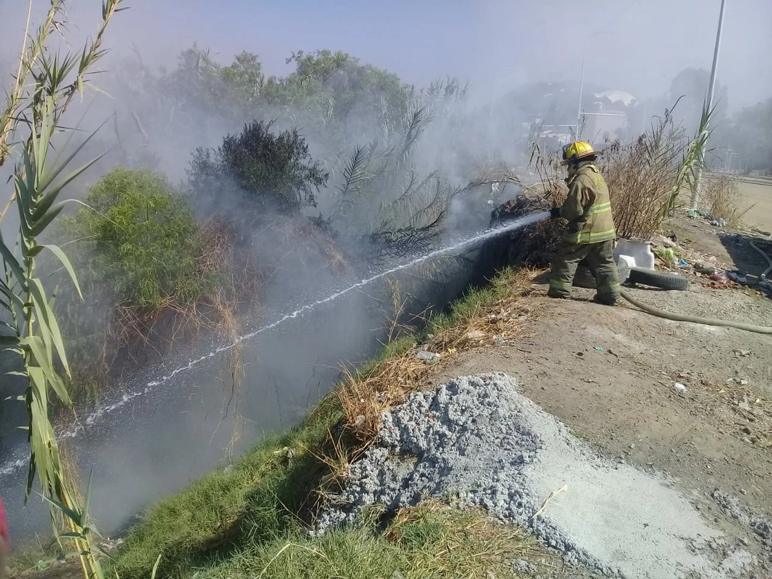 Las cuatro víctimas eran comuneros y apoyaban en las labores de combate al fuego. Foto Bomberos Oaxaca