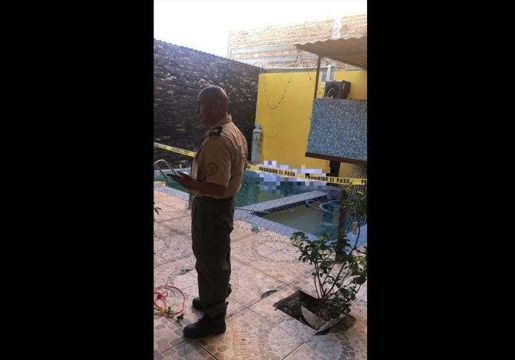 Las hermanas murieron tras resultar electrocutadas en una alberca en el municipio de Tequila, Jalisco. Foto La Jornada