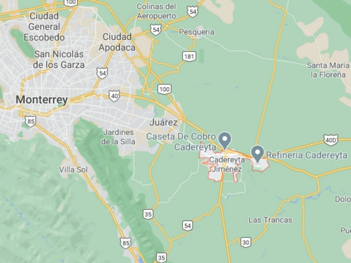 Al lugar del accidente llegaron policías y agentes de tránsito del municipio de Cadereyta, elementos de Protección Civil y Bomberos. Imagen tomada de Google Maps