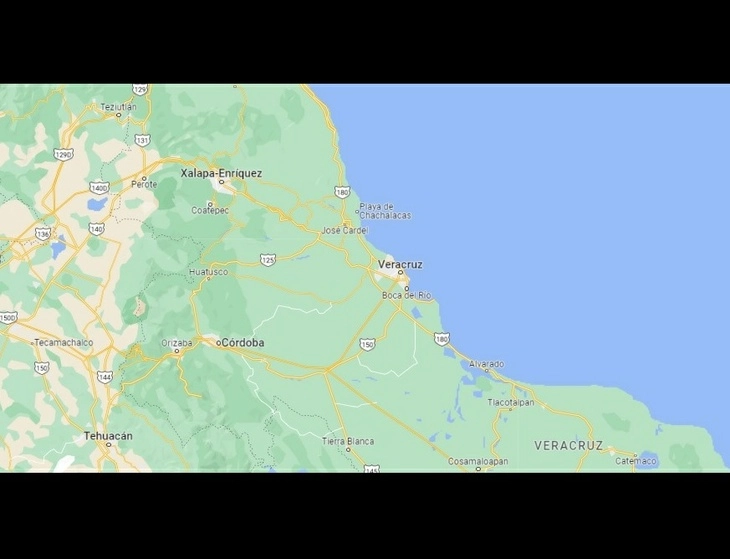 La aeronave se desplomo sobre aguas del Golfo de México tras despegar del aeropuerto de Vearcruz. Foto Tomada de Google Maps