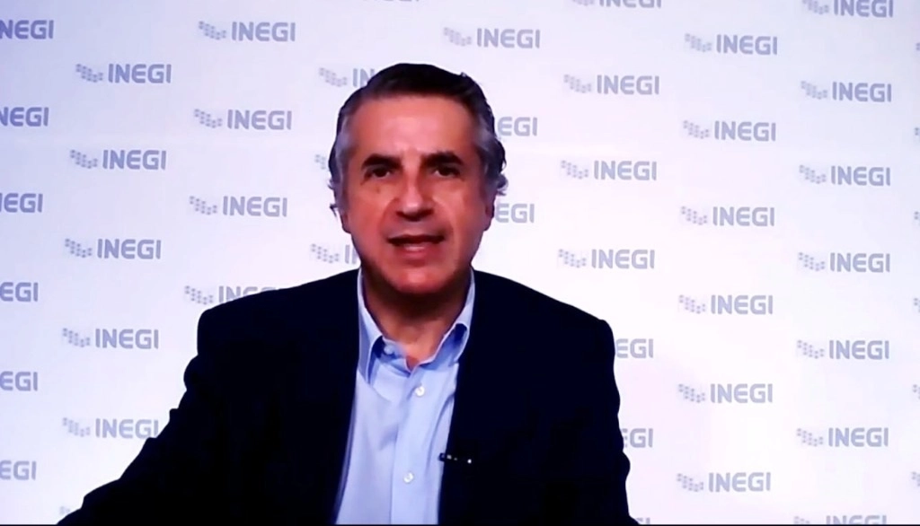 Julio Santaella, presidente del Inegi, destacó que de 2014 a 2019 pocos cambios se han dado. “Perduran estas enormes brechas de género”. Imagen tomada de la transmisión en vivi a través del Twitter del @INEGI_INFORMA