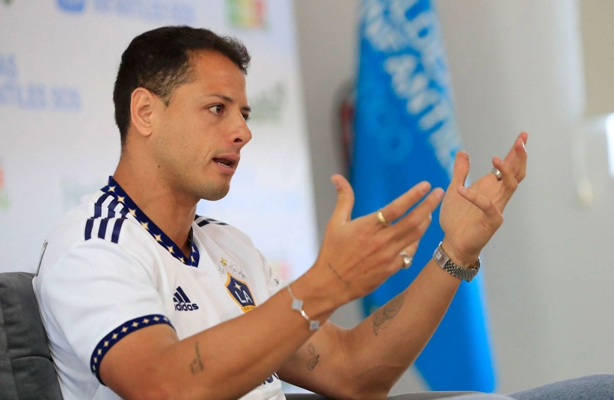 La FMF multó económicamente a Javier 'Chicharito' Hernández, y aseguró que en caso de reincidencia se aplicarán medidas más severas. Foto 