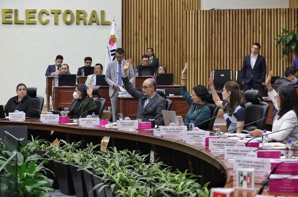 Sesión extraordinaria del INE, el 8 de febrero de 2024. Foto Marco Peláez 