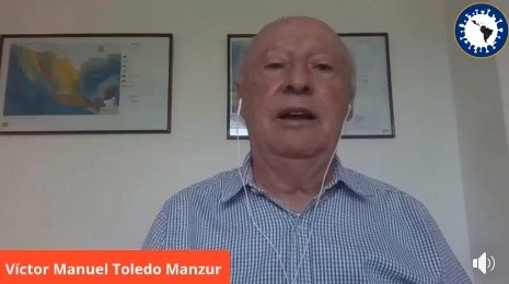 El secretario del Medio Ambiente, Víctor Toledo, durante su participación en el webinario internacional. Imagen tomada de la transmisión por Facebook 