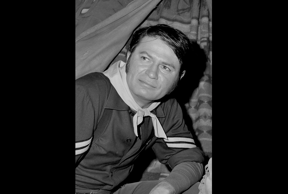 El actor el 2 de diciembre de 1966, durante la filmación de un episodio del programa en el estudio Warner Brothers en Los Ángeles. Foto Ap