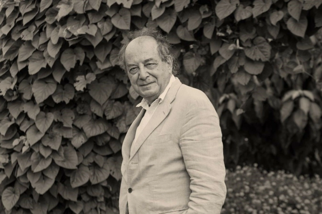 Adelphi, su sello editorial, informó que el autor de La ruina de Kasch murió en Milán a los 80 años a causa de una larga enfermedad. Foto Europa Press / Archivo