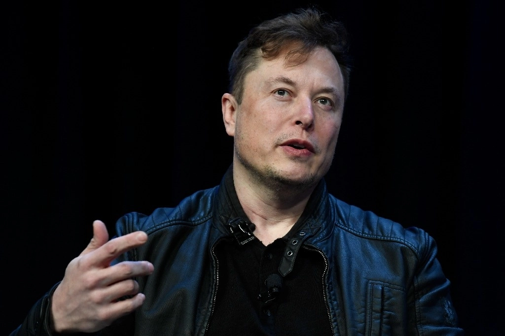 Elon Musk, director ejecutivo de Tesla y SpaceX, habla en la Conferencia y Exhibición SATELLITE en Washington, el 9 de marzo de 2020. Foto Ap