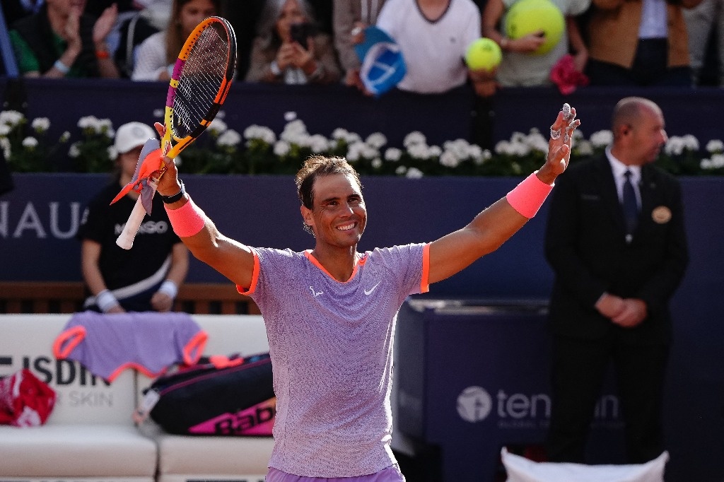 Nadal returns from his injury with a clear victory against Cobolli in Barcelona